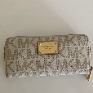 Authentic Michael kors wallet